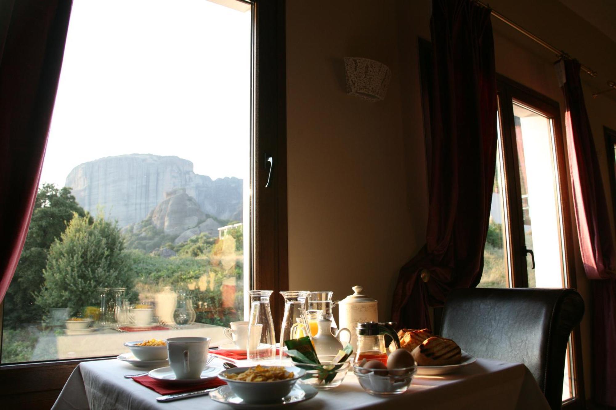 Epavlis Meteora Suites Hotel Kalambaka Exterior photo
